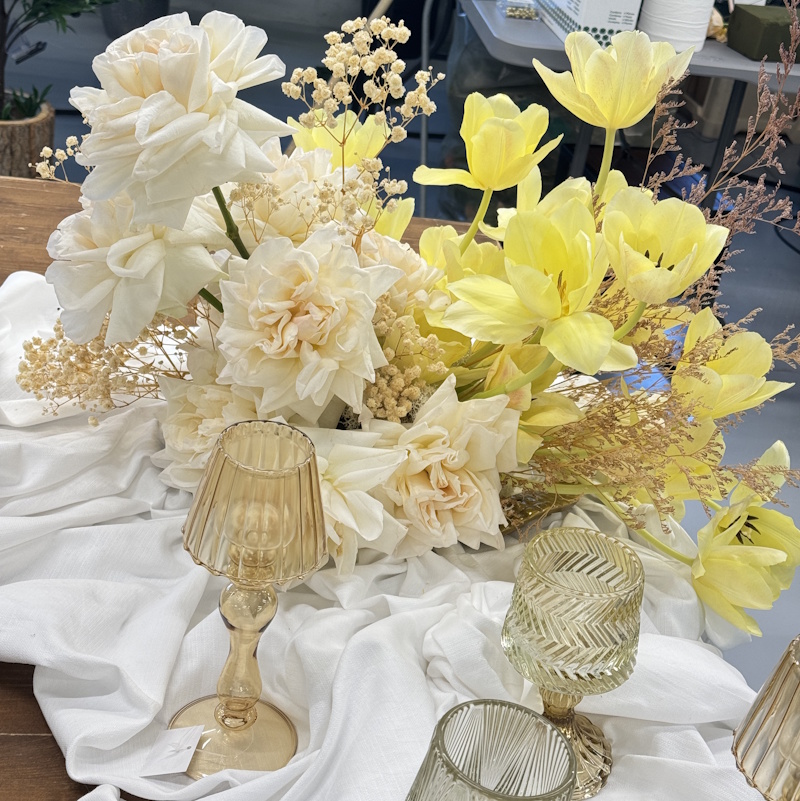 Allestimenti primaverili: idee e tendenze per eventi e negozi di fiori